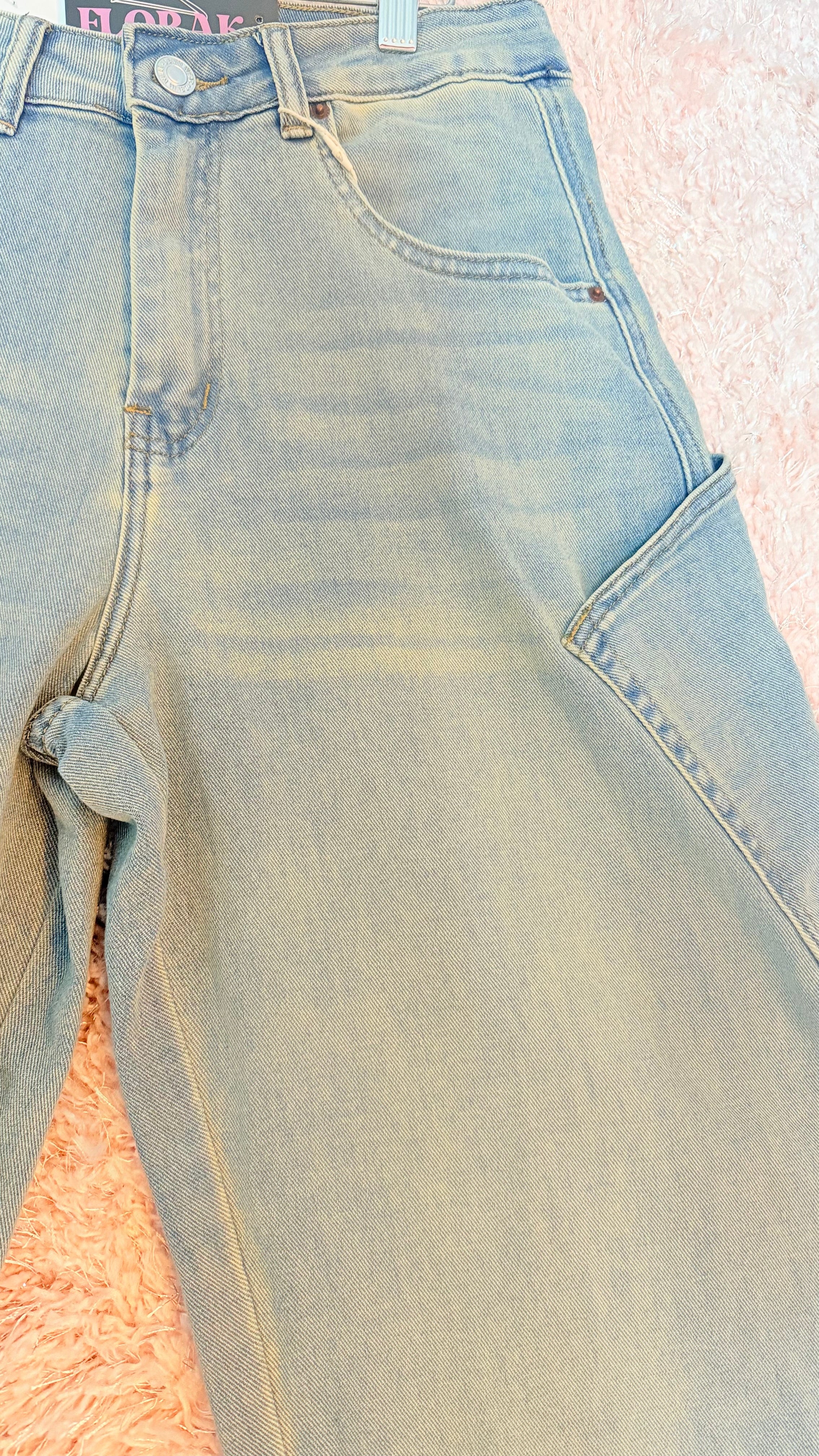 Barrel Wide Leg Jean