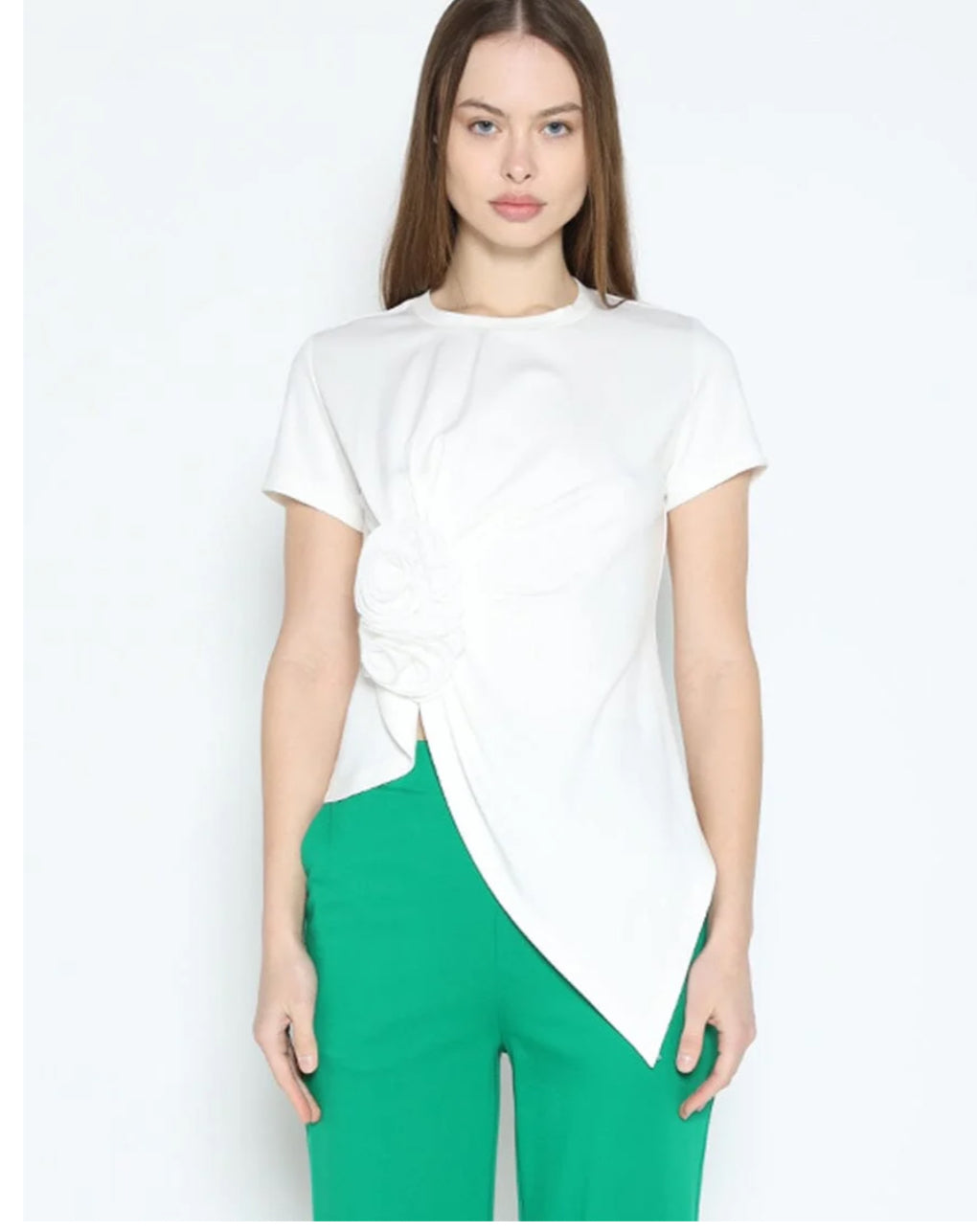 Blusa Flor Asimétrica