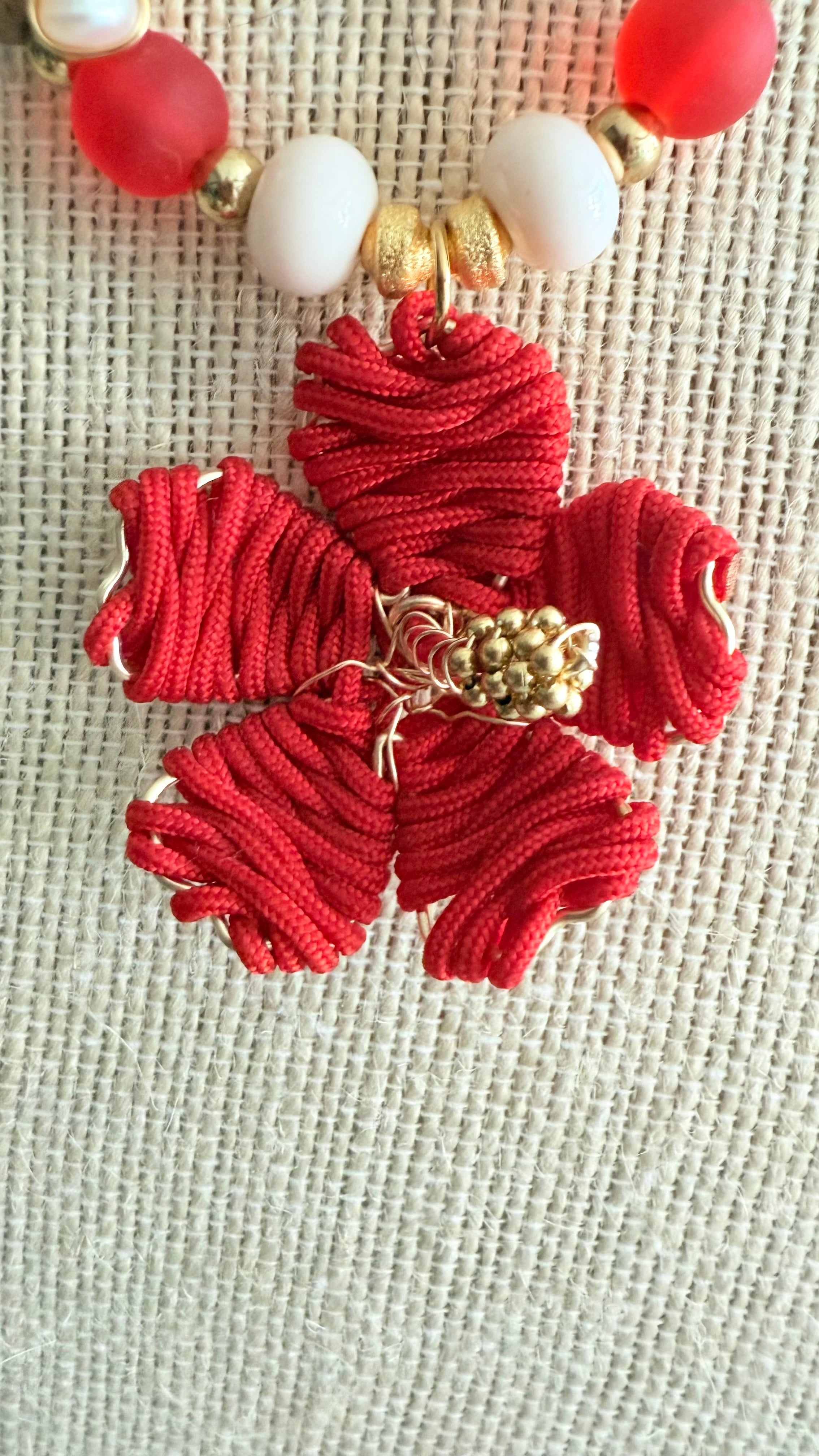 Collar Flor de Maga